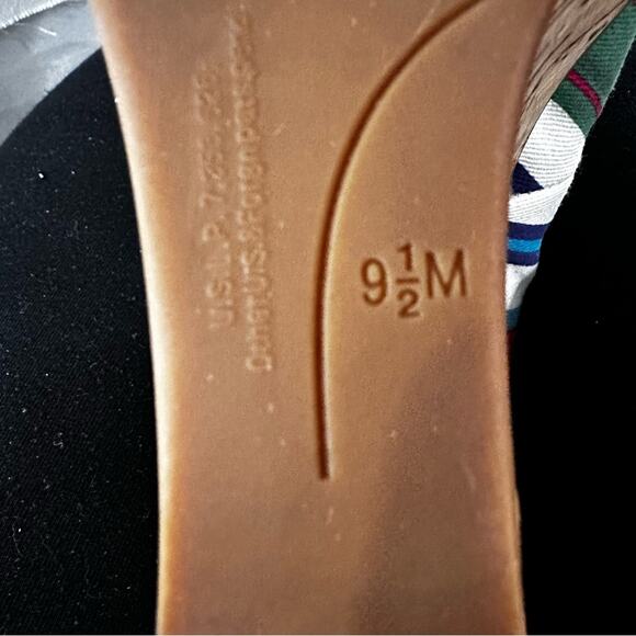 Nine West Twillow textile uppers awning multi stripe. Size 8’9.5 - Picture 10 of 10